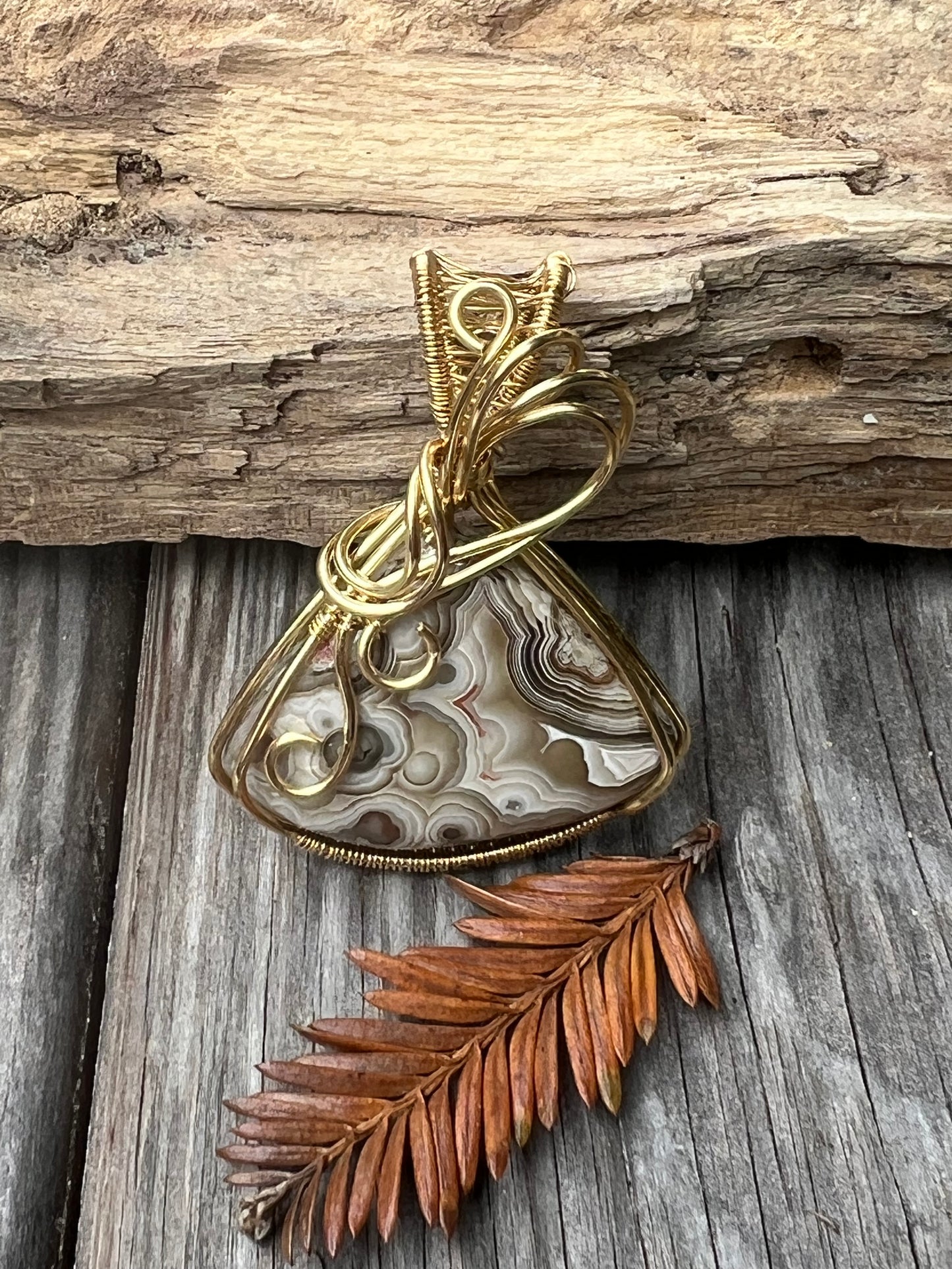 Golden Lace Harmony Pendant